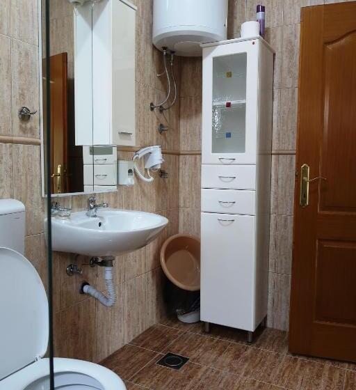 آپارتمان 1 خوابه با چشم‌انداز استخر, Apartments Maxi Katić