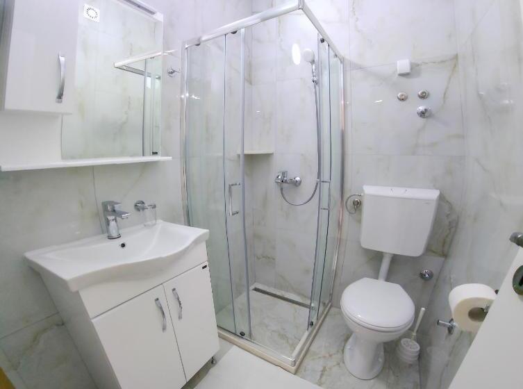 اتاق استاندارد با چشم‌انداز دریا, Apartments Maxi Katić