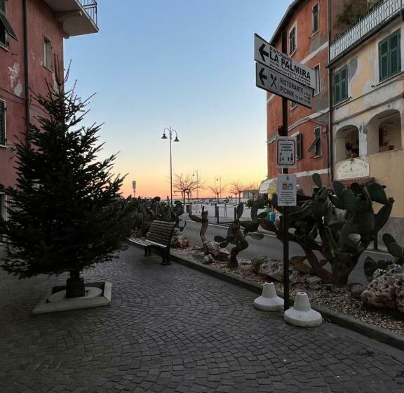 اتاق استاندارد چهار تخته, La Torretta A San Terenzo