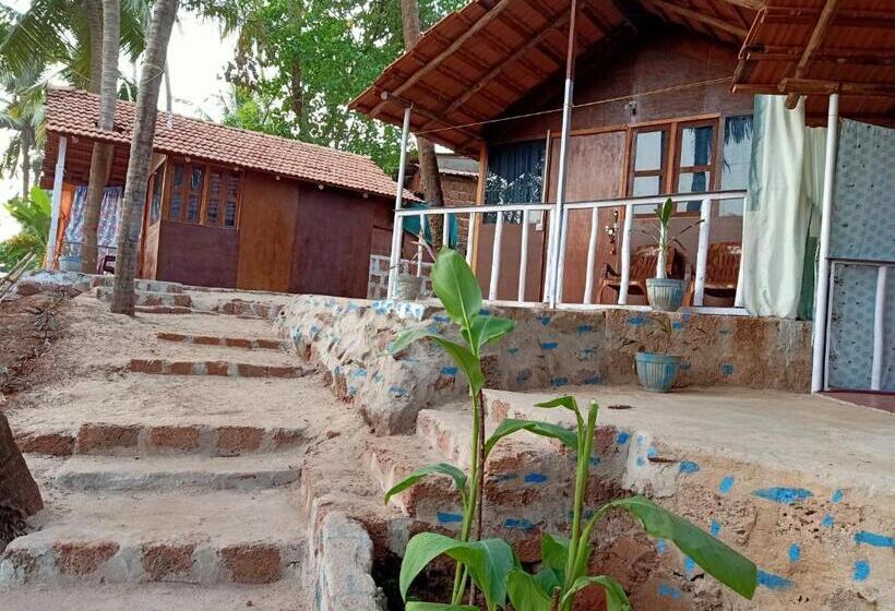 经济房, Shiv Sai Huts