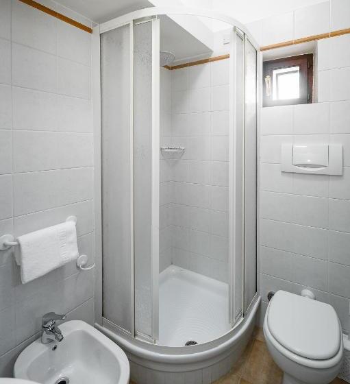 اتاق اکونومی, Roof Garden Rooms