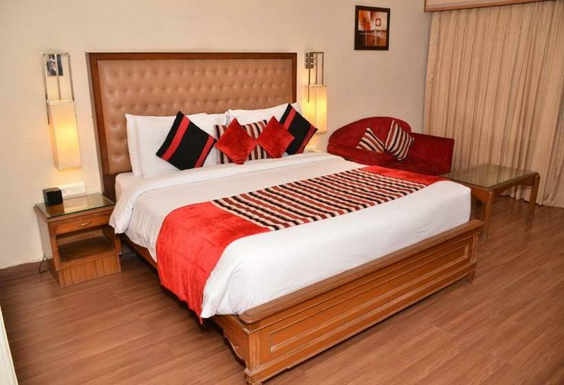 اتاق لوکس, Regenta Place Amritsar By Royal Orchid Hotels Limited