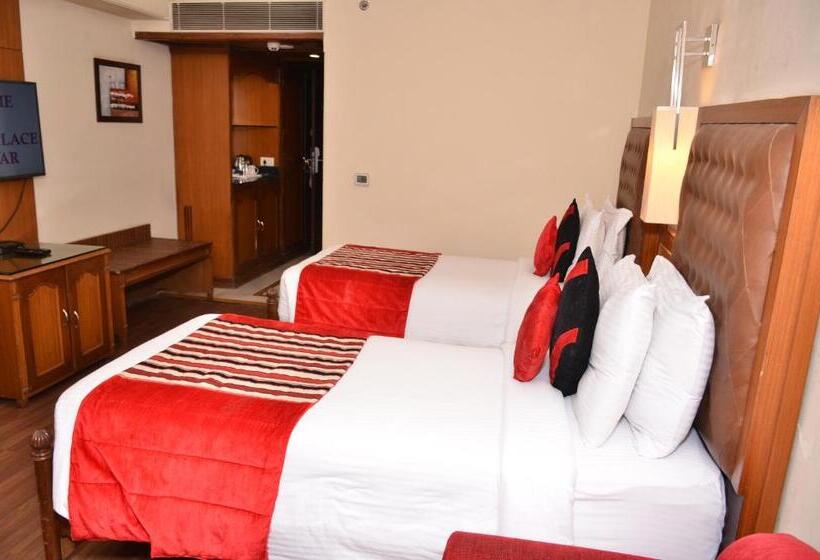 اتاق لوکس, Regenta Place Amritsar By Royal Orchid Hotels Limited