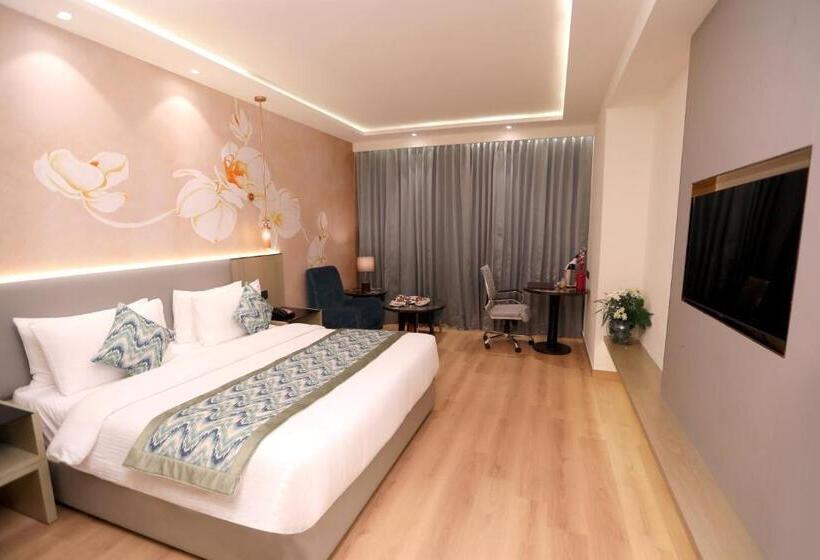 سوییت, Regenta Place Amritsar By Royal Orchid Hotels Limited