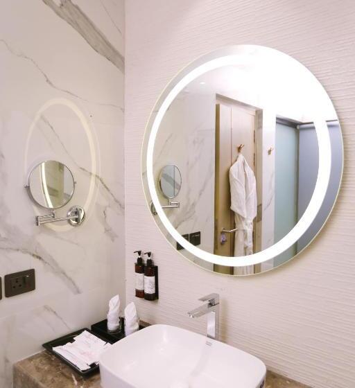 اتاق استاندارد با تخت بزرگ, Regenta Place Amritsar By Royal Orchid Hotels Limited