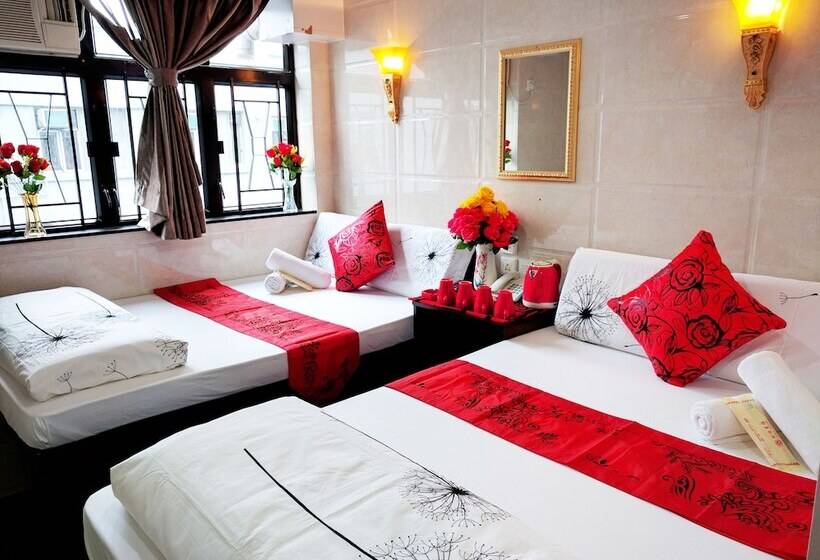 اتاق خانوادگی, Paris Guest House