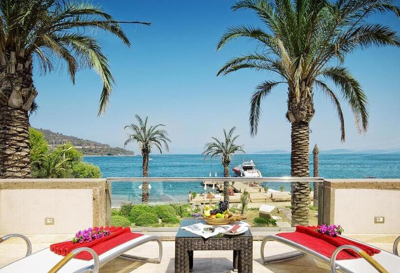اتاق استاندارد با چشم‌انداز دریا, Casa Dell Arte Hotel Of Arts & Leisure