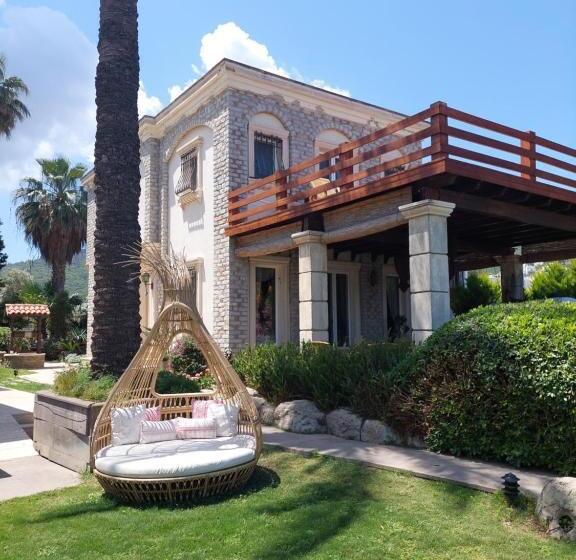 ویلای 1 خوابه با چشم‌انداز دریا, Casa Dell Arte Hotel Of Arts & Leisure