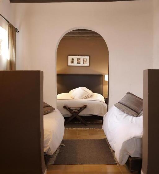 Четырехместный Номер Стандарт, Le Petit Hôtel Du Flouka
