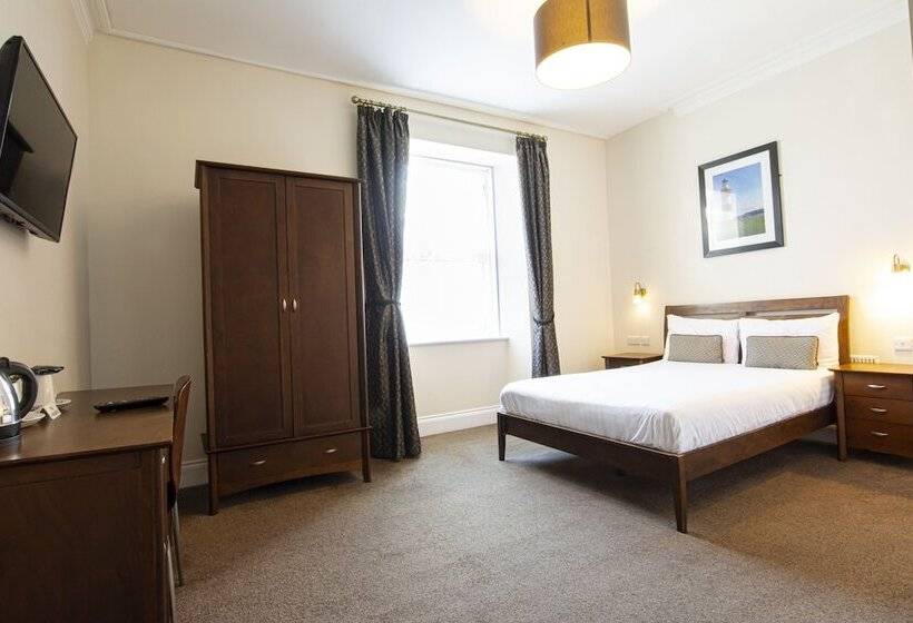 Номер Стандарт, The Grosvenor Plymouth