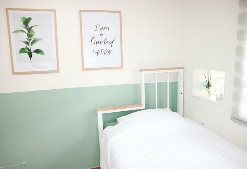 스탠다드 룸, 24 Guesthouse Seoul Station
