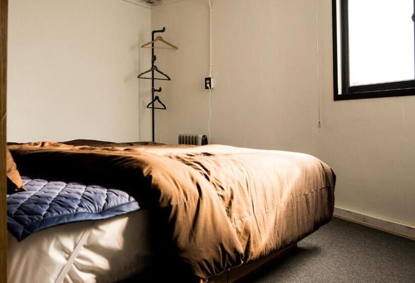 Quarto Estandar Banheiro Compartilhado, That House Hongdae