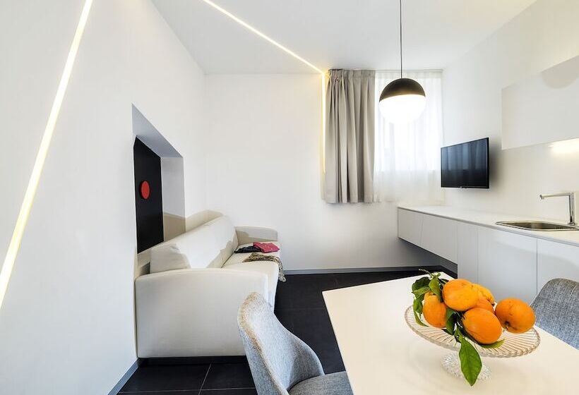 سوییت, Duomo Suites & Spa