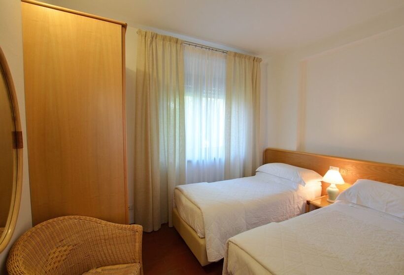 Apartament 2 Sypialnie z Tarasem, Villa Phoenix   Lake Apartments