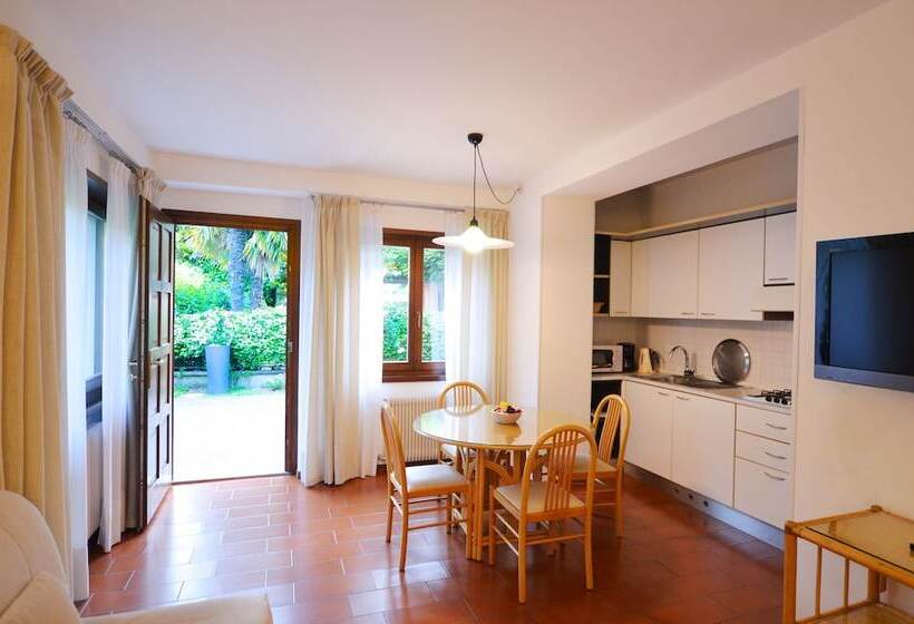 Apartament 1 Sypialnia, Villa Phoenix   Lake Apartments