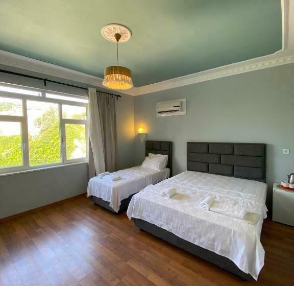 اتاق لوکس سه تخته, Antalya B&b