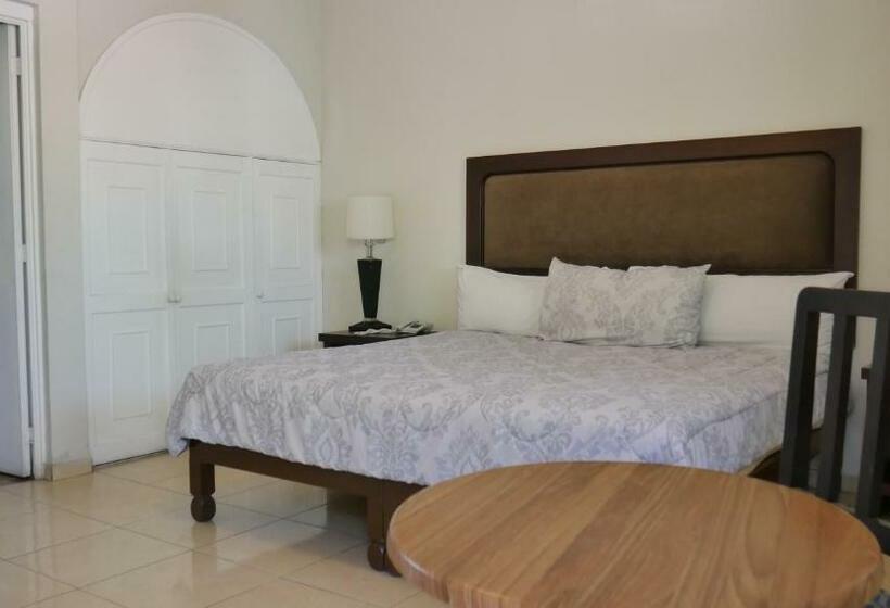 اتاق لوکس با تخت بزرگ, Hacienda Las Higueras