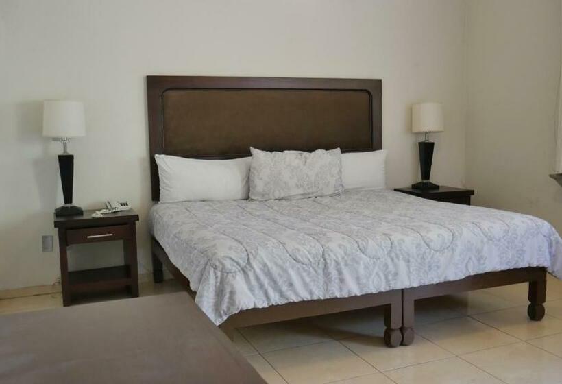 اتاق لوکس با تخت بزرگ, Hacienda Las Higueras