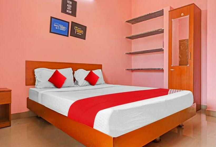 Трехместный Номер Классика, Oyo Flagship 81392 Royal Plazza Homestay