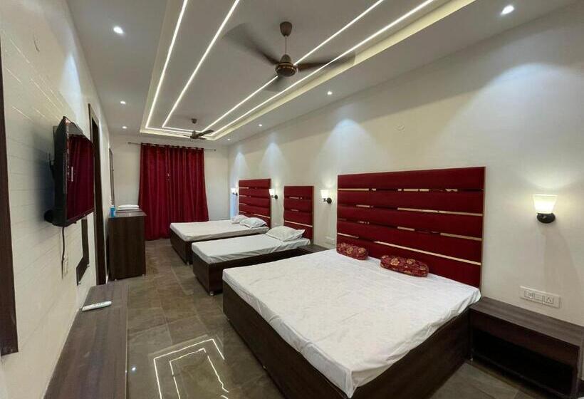 Family Suite, The Bubbles