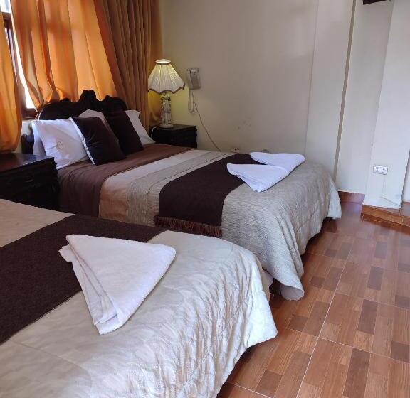 اتاق خانوادگی, Andean Hostel