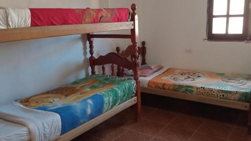 浴室共有スタンダード４人用ルーム, Hostel Verbenita