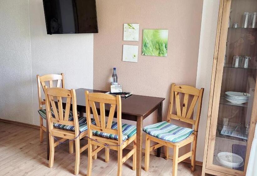 Семейное Студио, Pension Landhaus Teichgraf