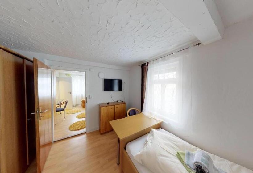 Дом 3 Спальни, Pension Weinsberger Tal
