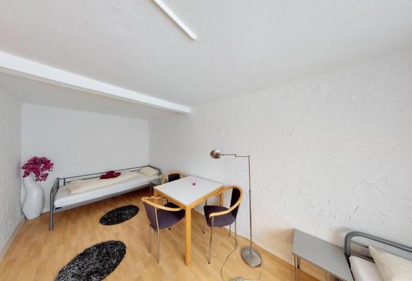 Дом 3 Спальни, Pension Weinsberger Tal