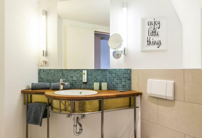 Полулюкс, Seehotel Villago