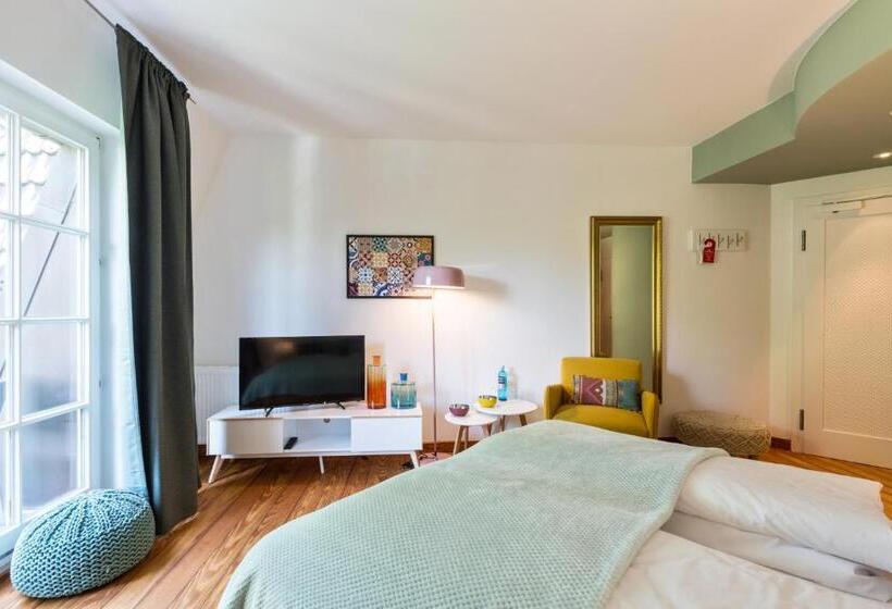 Номер Стандарт Вид на Озеро, Seehotel Villago