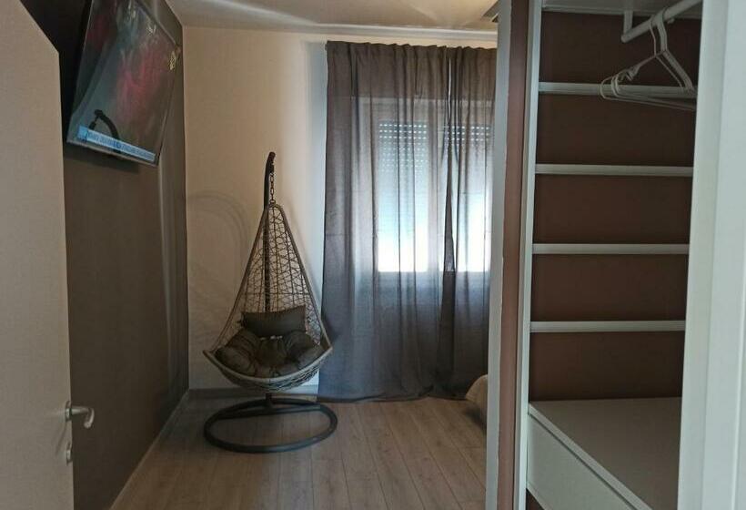 Quarto Estandar, Bb Arcana