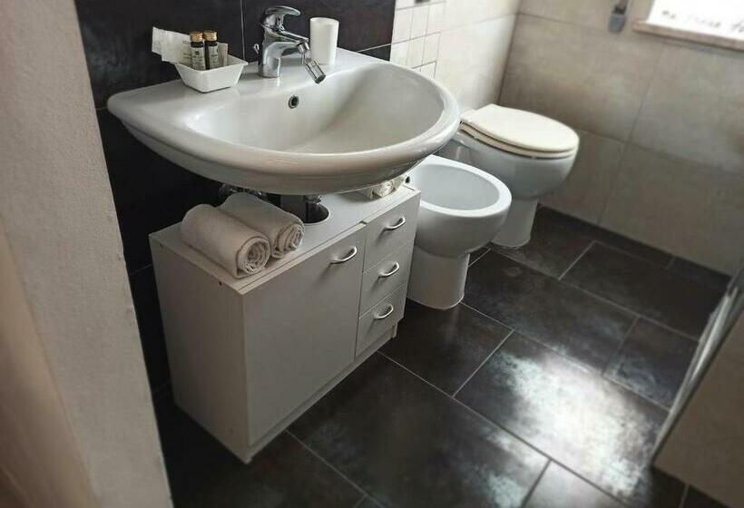 Quarto Estandar, Bb Arcana