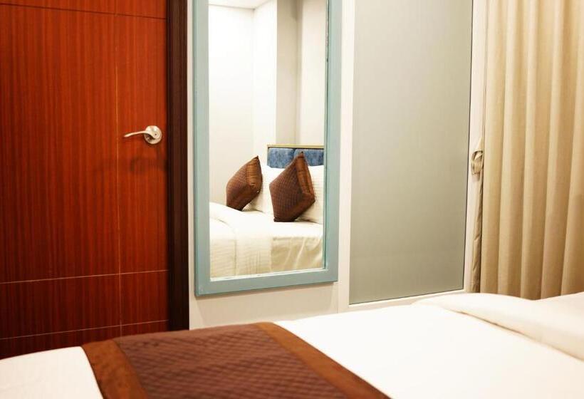バルコニー付きスタンダードルーム, Dream Hotel   Richmond