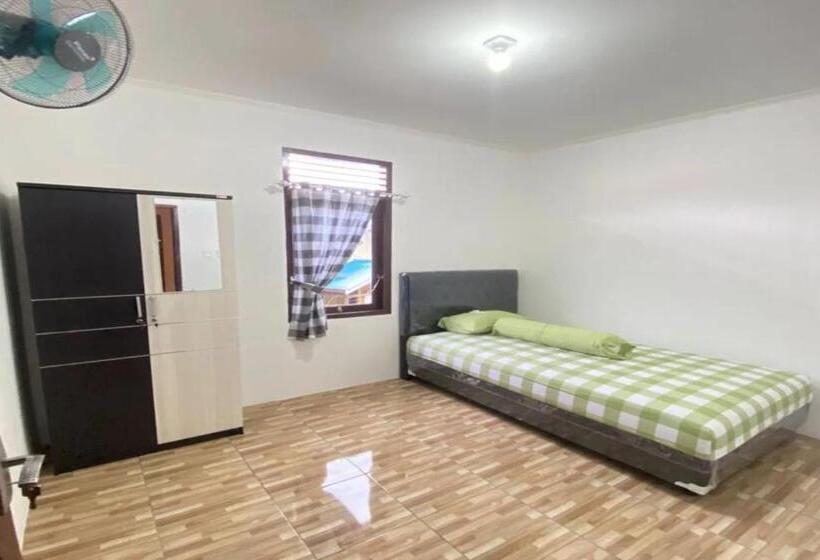 اتاق عادی یک تخته, Spot On 92544 Senja Homestay