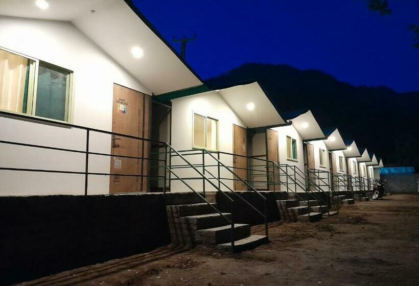 Номер Стандарт Вид на Сад, The Hill Mount Resort Shivpuri
