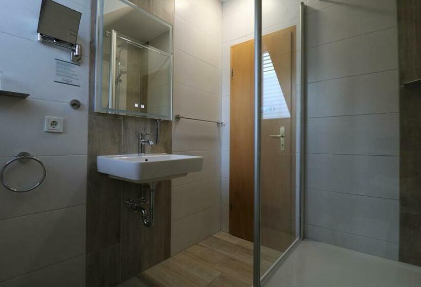 اتاق استاندارد, Pension & Restaurant Nordstern