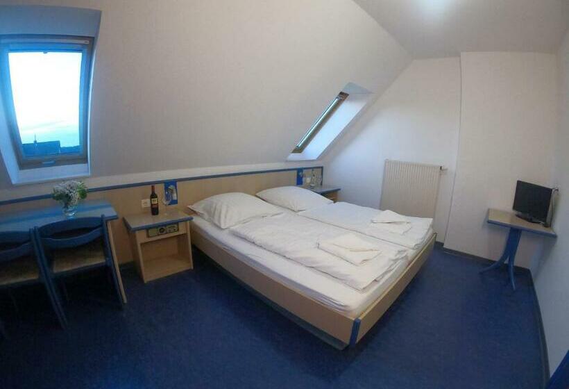 Номер Стандарт, Smart Hostel By Landgasthof Velber 24h7d