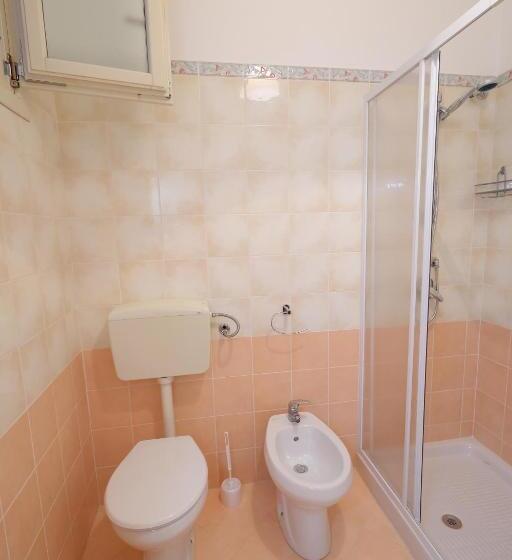 Quarto Estandar com Sacada, Dal Commediante Apartment And Room