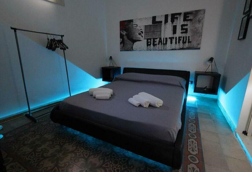Apartamento 1 Dormitório com Terraço, Dal Commediante Apartment And Room