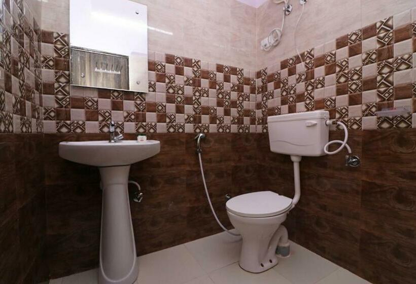 Трехместный Номер Классика, Oyo Grand Sudershan Hs
