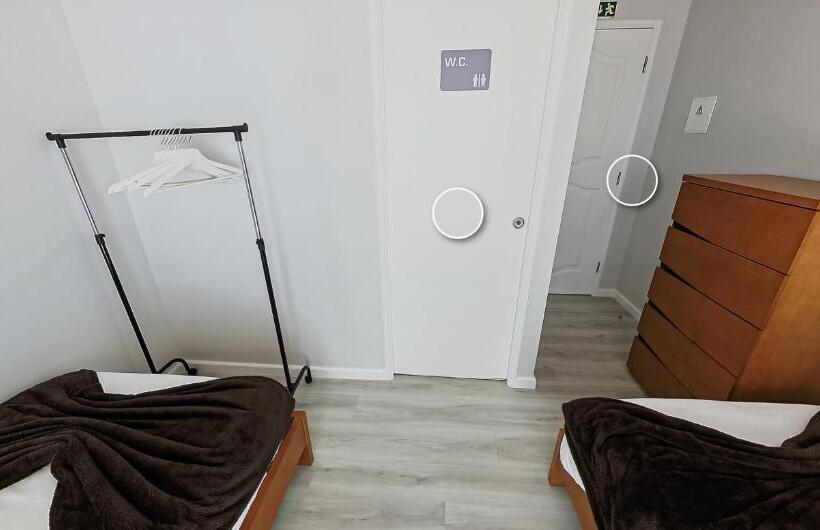 Номер Стандарт с Балконом, We Are Hostel