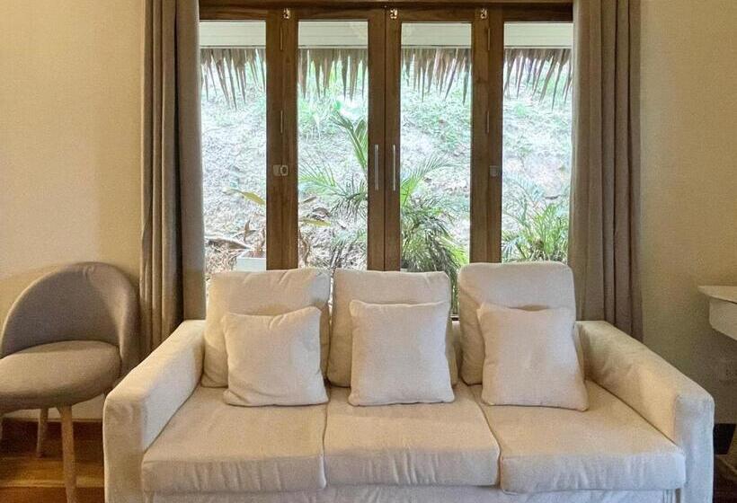 Standard Room King Size Bed, Tantawan Sea View Residence 山海居