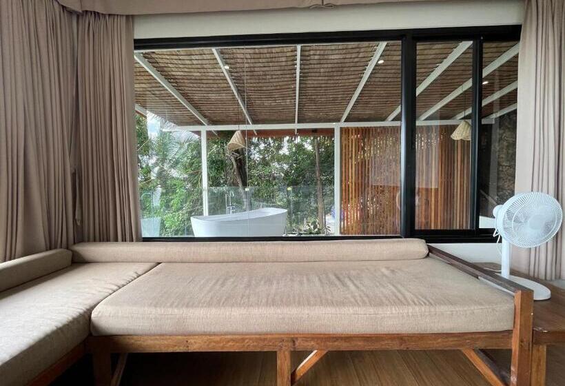 Deluxe Room View Sea with Balcony, Tantawan Sea View Residence 山海居