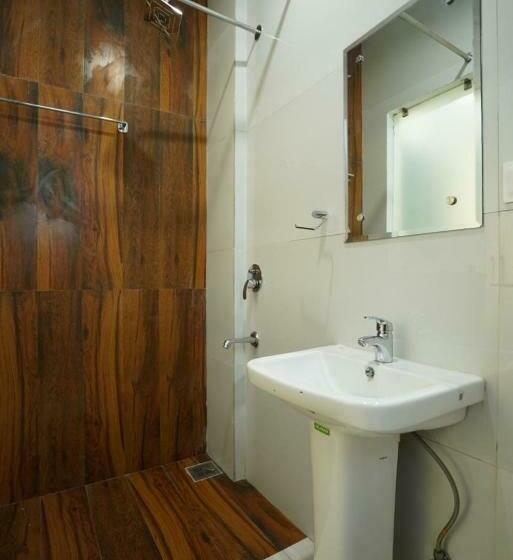 Номер Стандарт, Star Inn