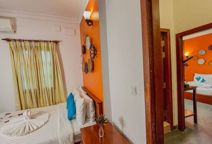 اتاق خانوادگی تودرتو, Villa Indochine D Angkor
