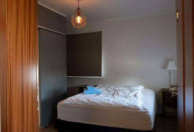 اتاق استاندارد با چشم‌انداز باغ, The Guesthouse By The Fjord