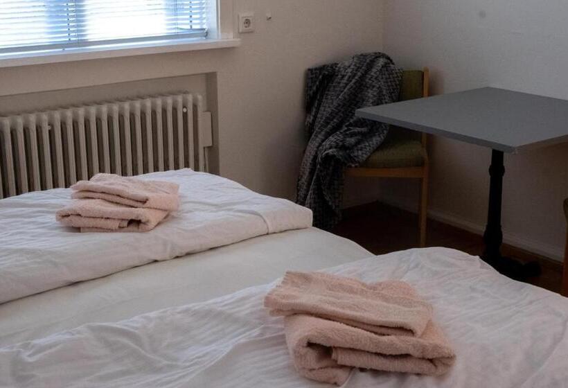 اتاق استاندارد با سرویس بهداشتی مشترک, The Guesthouse By The Fjord