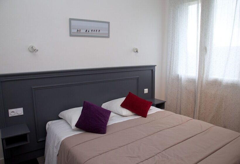 Номер Стандарт, Cozy Hôtel Logis Morlaix