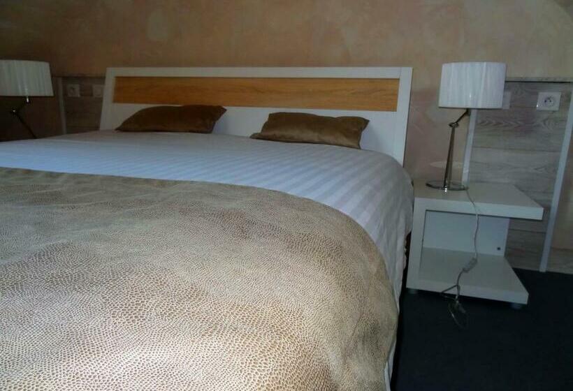 Номер Стандарт, Le Dormeur